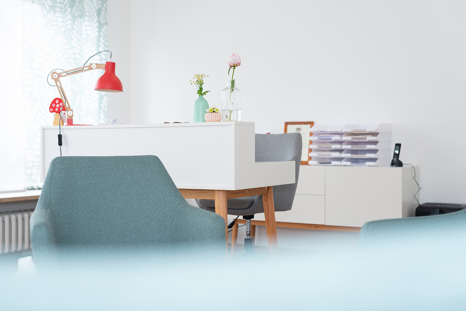 Katarina Müller | Büro Rückseite Schreibtisch